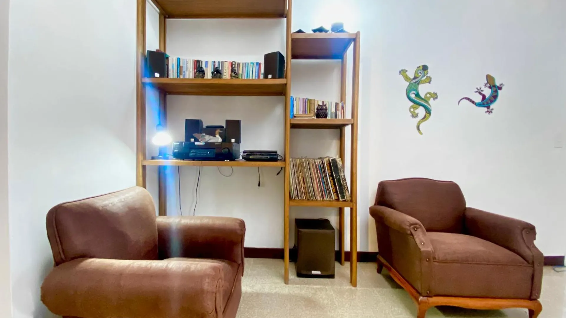 Homestay Acogedoras Habitaciones En Casa Compartida Medellin